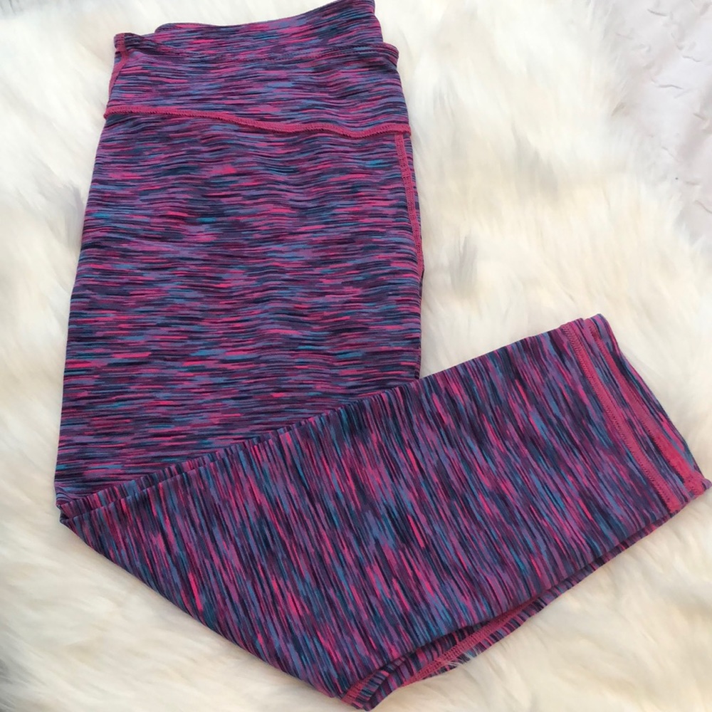 Fabletics cropped leggings. Size medium